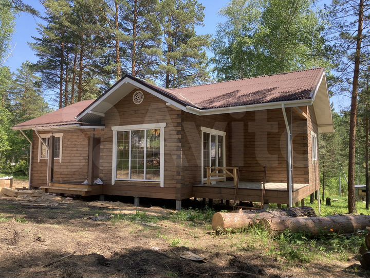 Дом 105 м² на участке 8 сот.