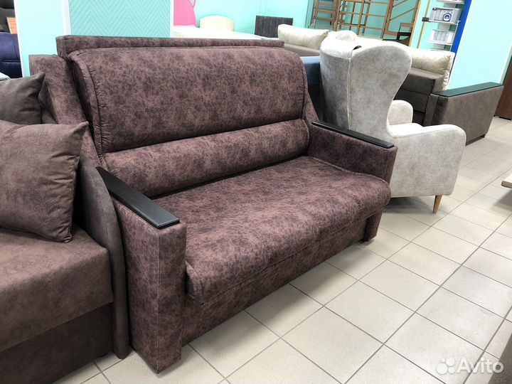 Диван-кровать прямой