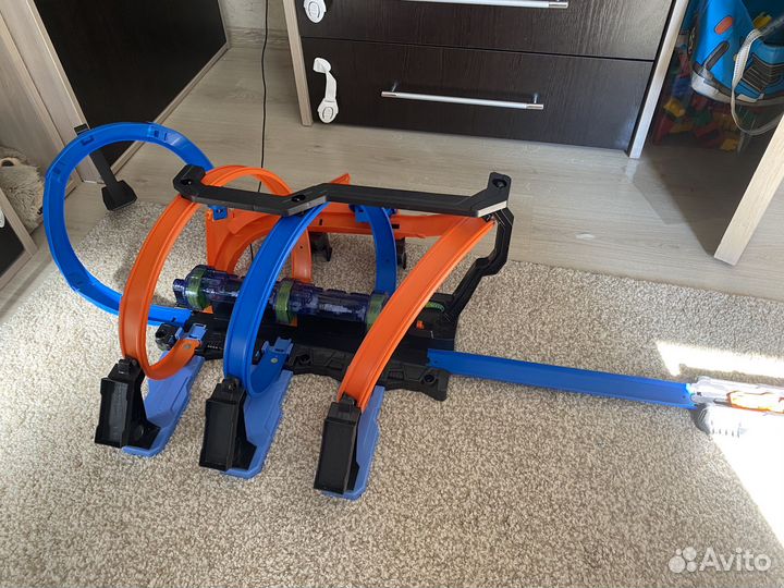 Hot wheels Экшн Автотрек винтовое столкновение