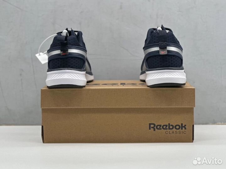 Кроссовки Reebok летние