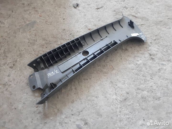 Обшивка центральной стойки правая верхняя 96555577