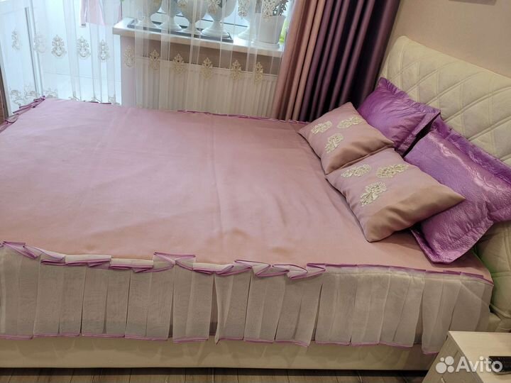 Покрывало с наволочками