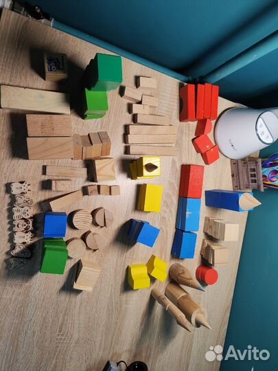 Деревянный конструктор кубики