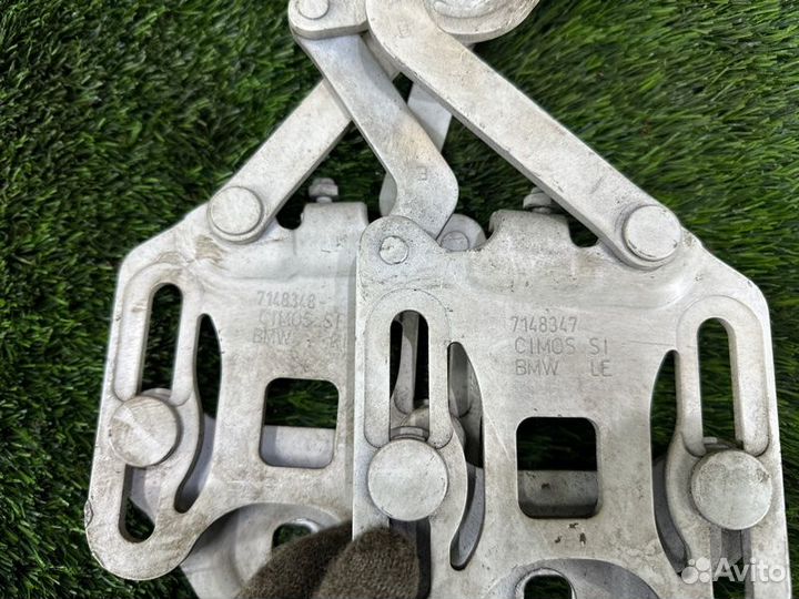 Петля капота передняя Bmw X5 E70 N52B30 2007