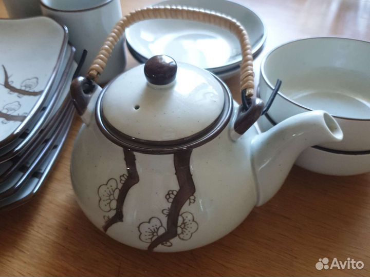 Сервиз в восточном японском стиле