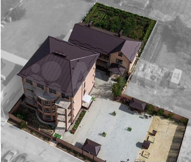 Гостиница, 967 м²