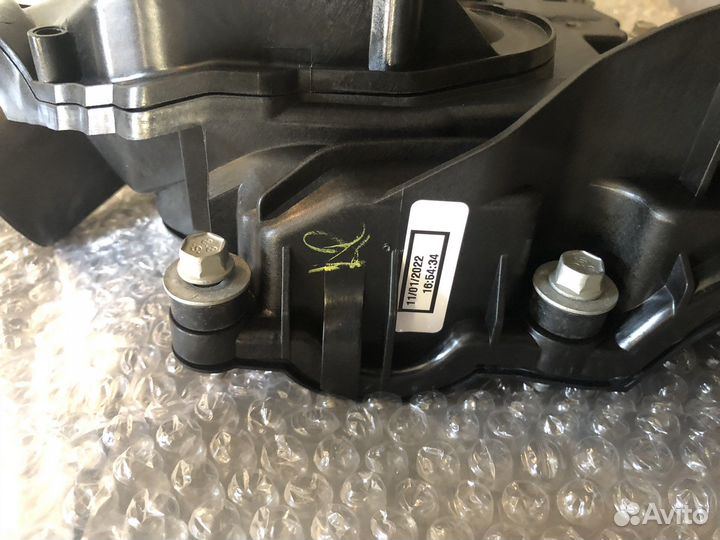 Клапанная крышка Land Rover 306dt