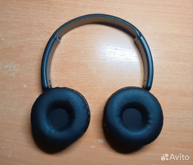 Беспроводные наушники JVC