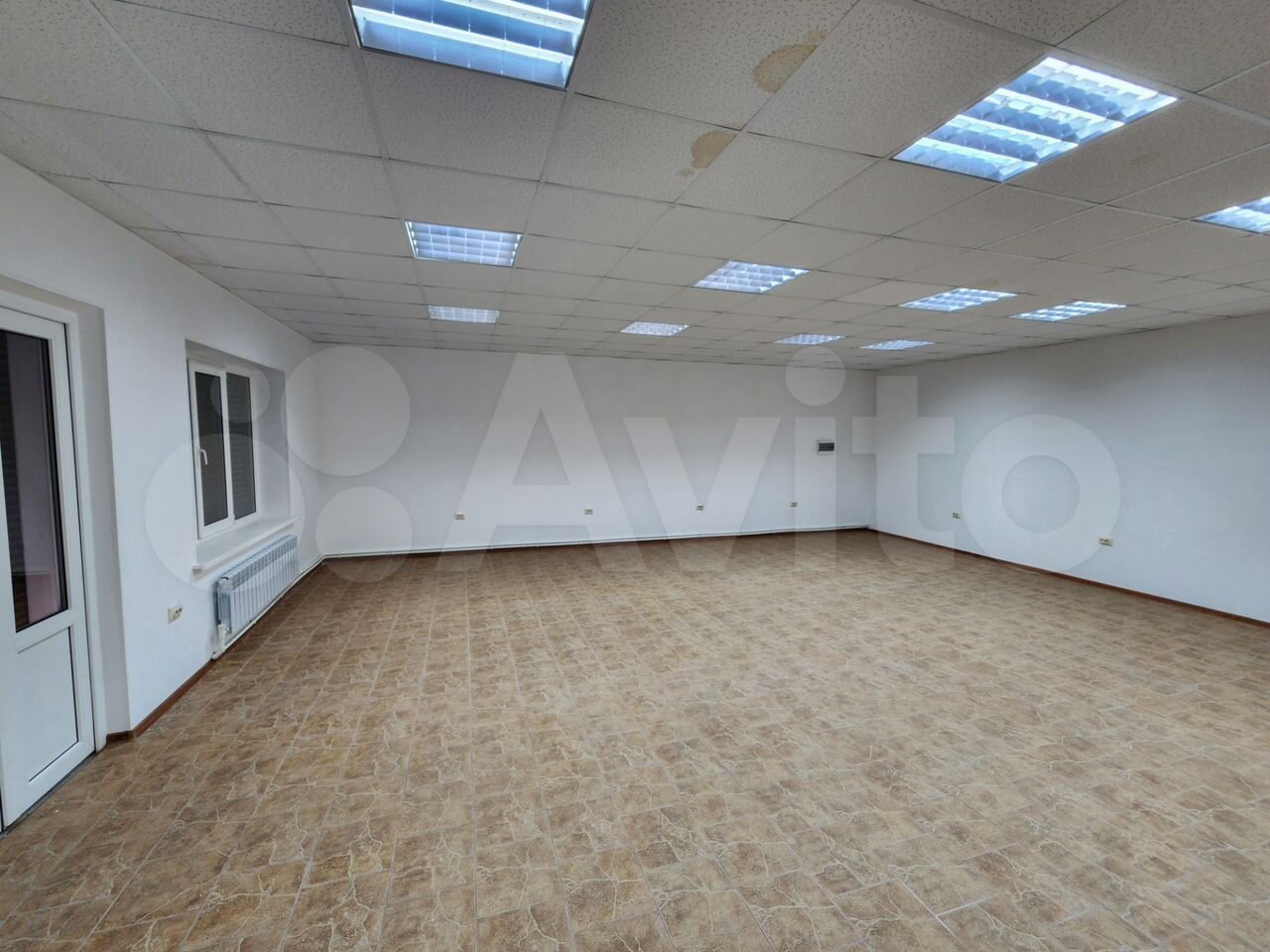 Отдельное здание 100 м2 с землёй 1.2 сотых (Свобод