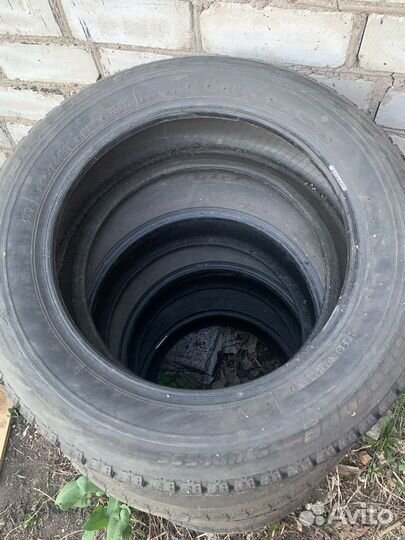 Bridgestone Blizzak Revo GZ 205/60 R16 92S