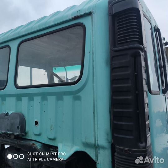 Запчасти на hino profia