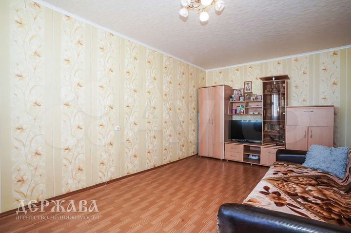 2-к. квартира, 52 м², 9/9 эт.