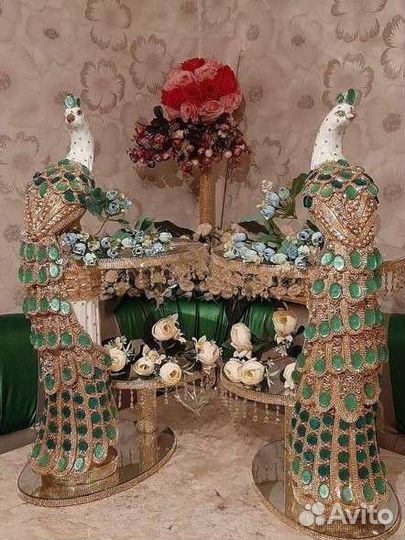 Фуршет-Павлин