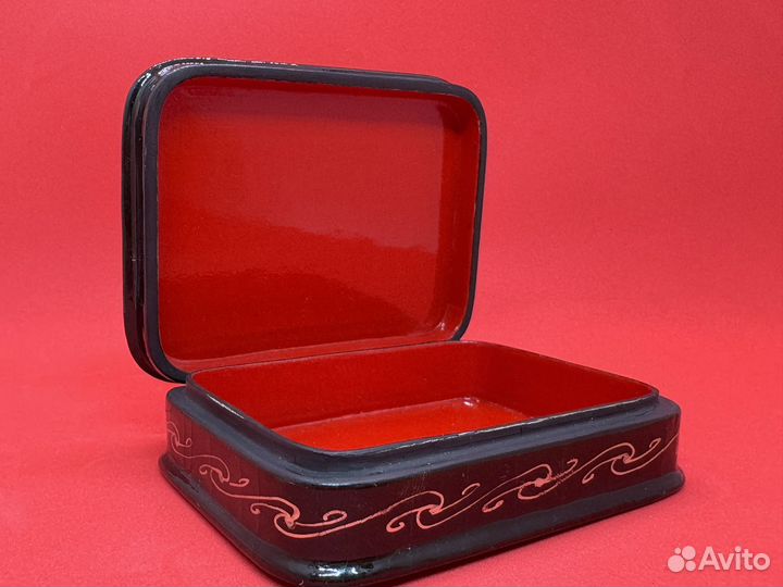 Шкатулка с художественной росписью