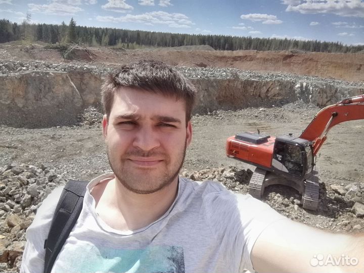 Машенист гусеничного экскаватора