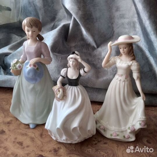 Статуэтки Девушки Дамы Regal, Coalport Англия