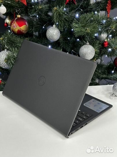 Ноутбук Dell Insparion 15 3511-0925