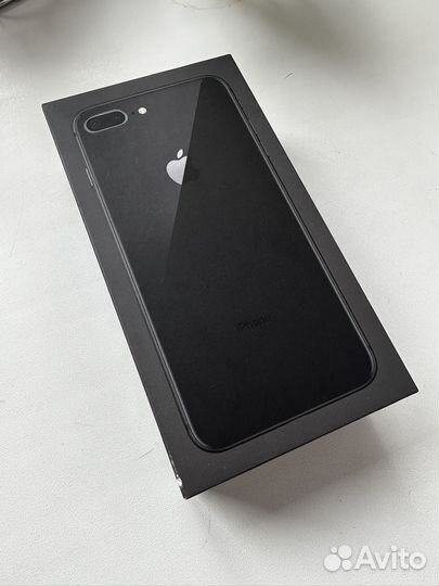 Телефон iPhone 8 plus 256 gb