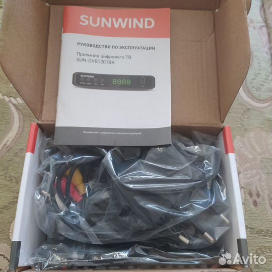 TV приставка sunwind sun-dvbt201BK