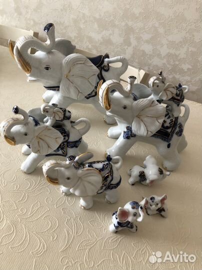 Слон фарфор