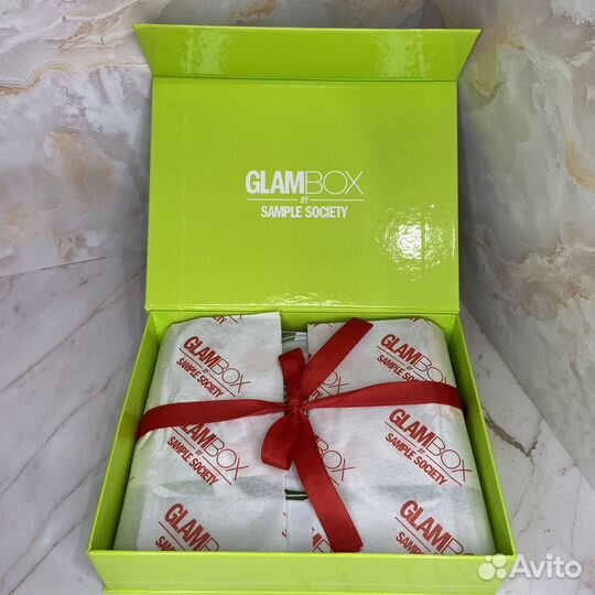 Набор косметики (бьюти-бокс)