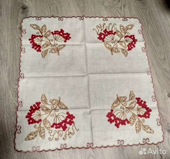 Лен скатерти и салфетки