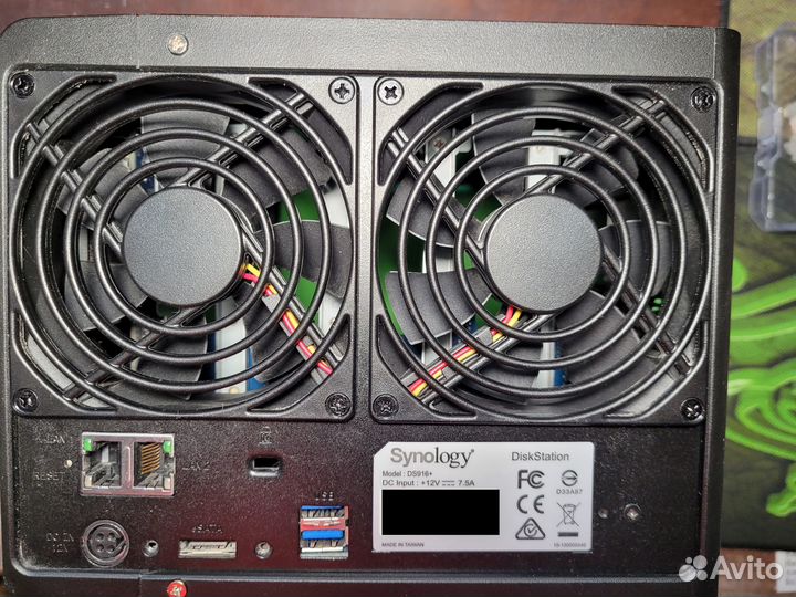 Продам сетевое хранилище (NAS) Synology DS916+