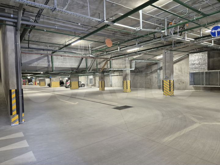 Машиноместо, 13 м²