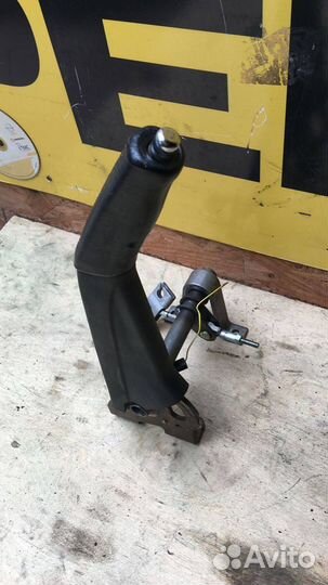 Рычаг стояночного тормоза Mitsubishi Pajero /Mont