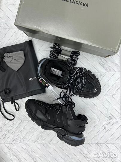 Кроссовки balenciaga track