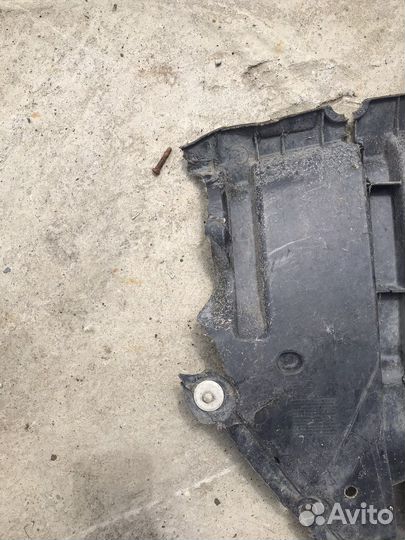 Защита бампера mercedes w222 с дефектом