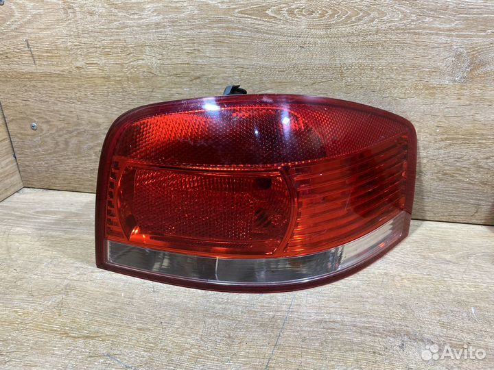 Фонарь правый Audi A3 8P Арт. 110461