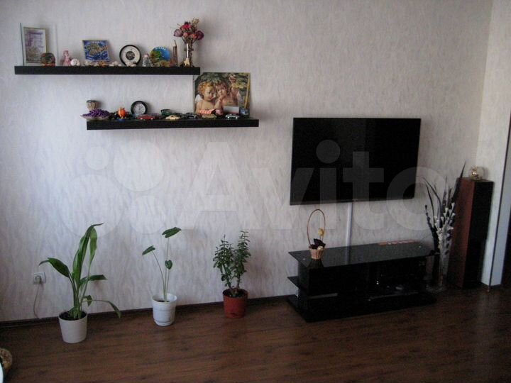 3-к. квартира, 63 м², 3/9 эт.