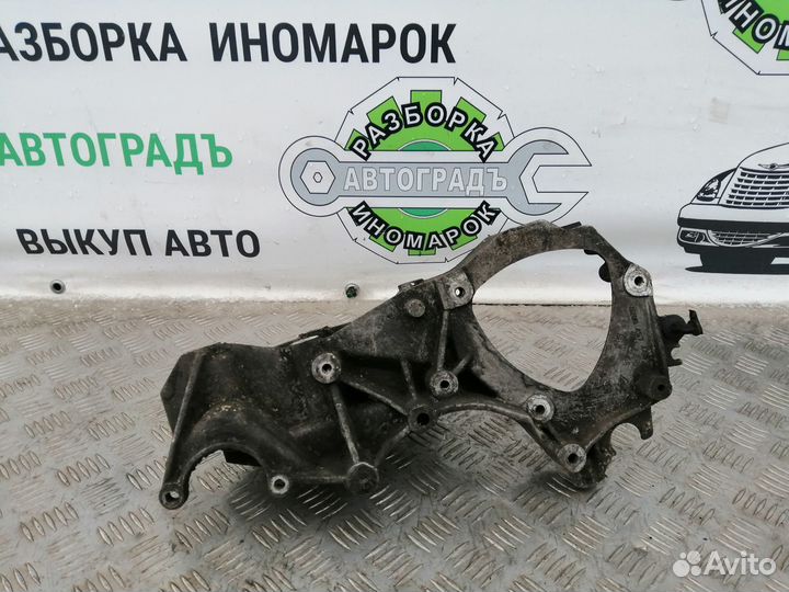 Кронштейн генератора Рено Мастер 2 DCI120 2.5