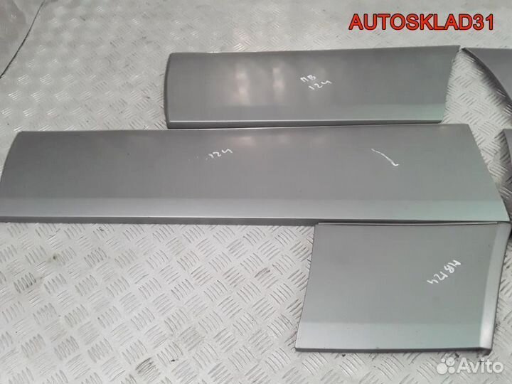 Накладки двери молдинги Mercedes W124