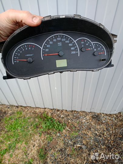Щиток приборов LADA priora