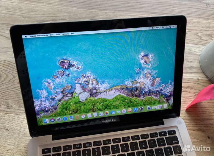 Macbook pro 13 2012 i5 256GB SSD