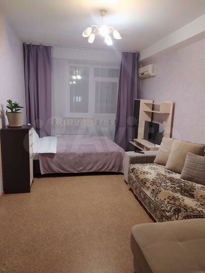 1-к. квартира, 42 м², 8/16 эт.
