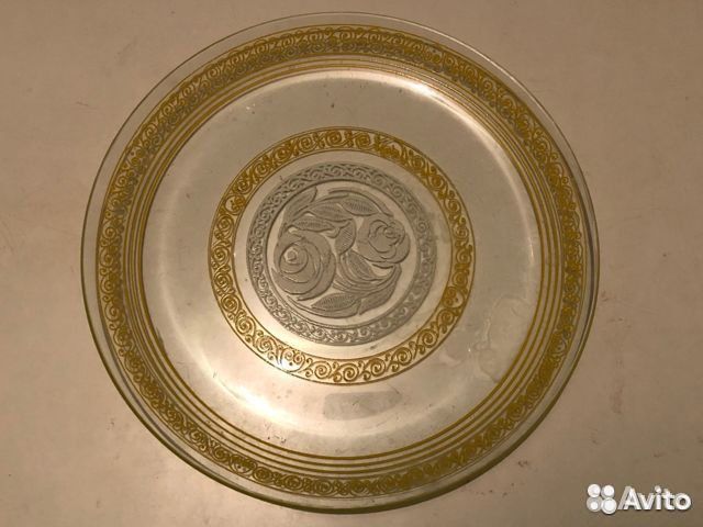 Тарелка стеклянная с орнаментом, СССР