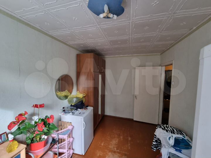 3-к. квартира, 55 м², 1/5 эт.