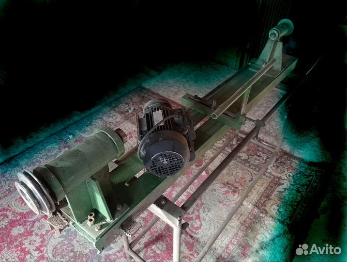 Токарный станок по дереву