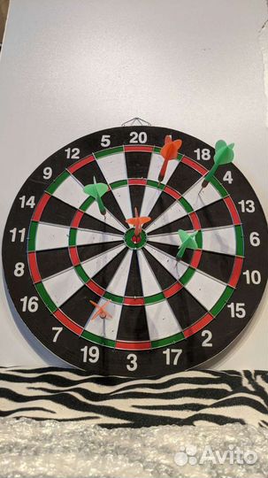 Дартс Мишень с 6 дротиками