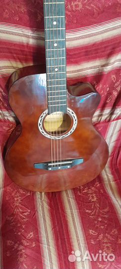 Акустическая гитара
