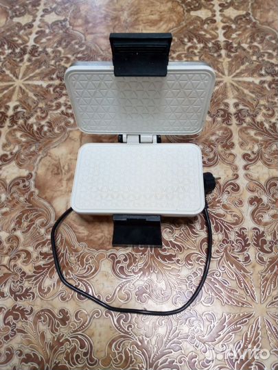 Вафельница блинница