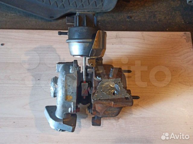 Турбокомпрессор 03L145701E Audi Q5 2.0 caha