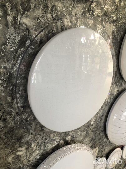 Светильник потолочный настенный светодиодный