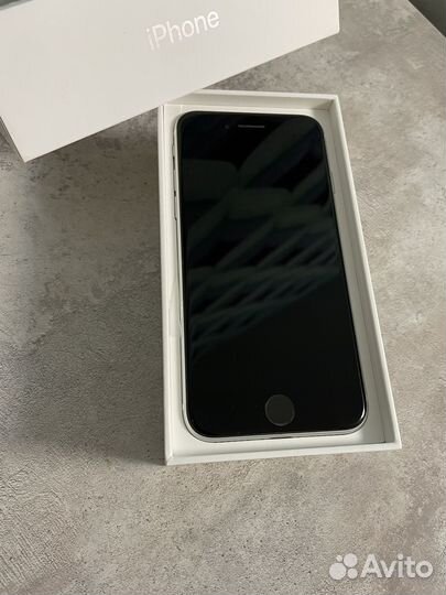 iPhone SE (2020), 128 ГБ
