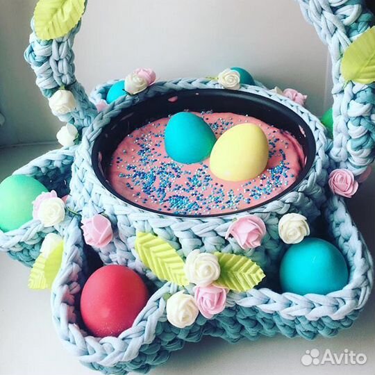 Пасхальная корзина для кулича и яиц