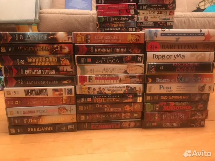 Видеокассеты