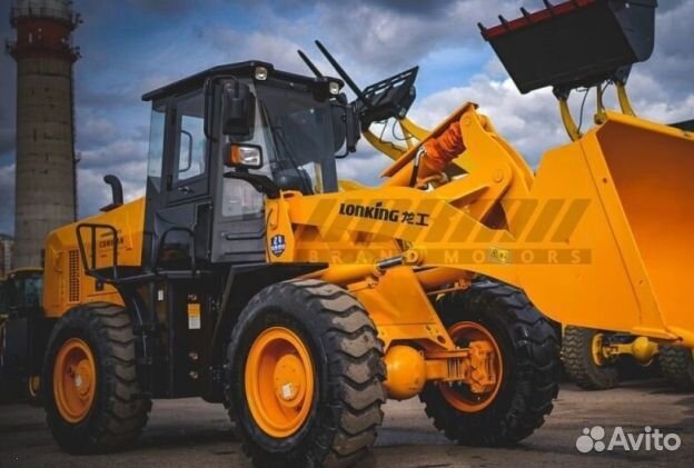 Фронтальный погрузчик Lonking CDM833, 2023